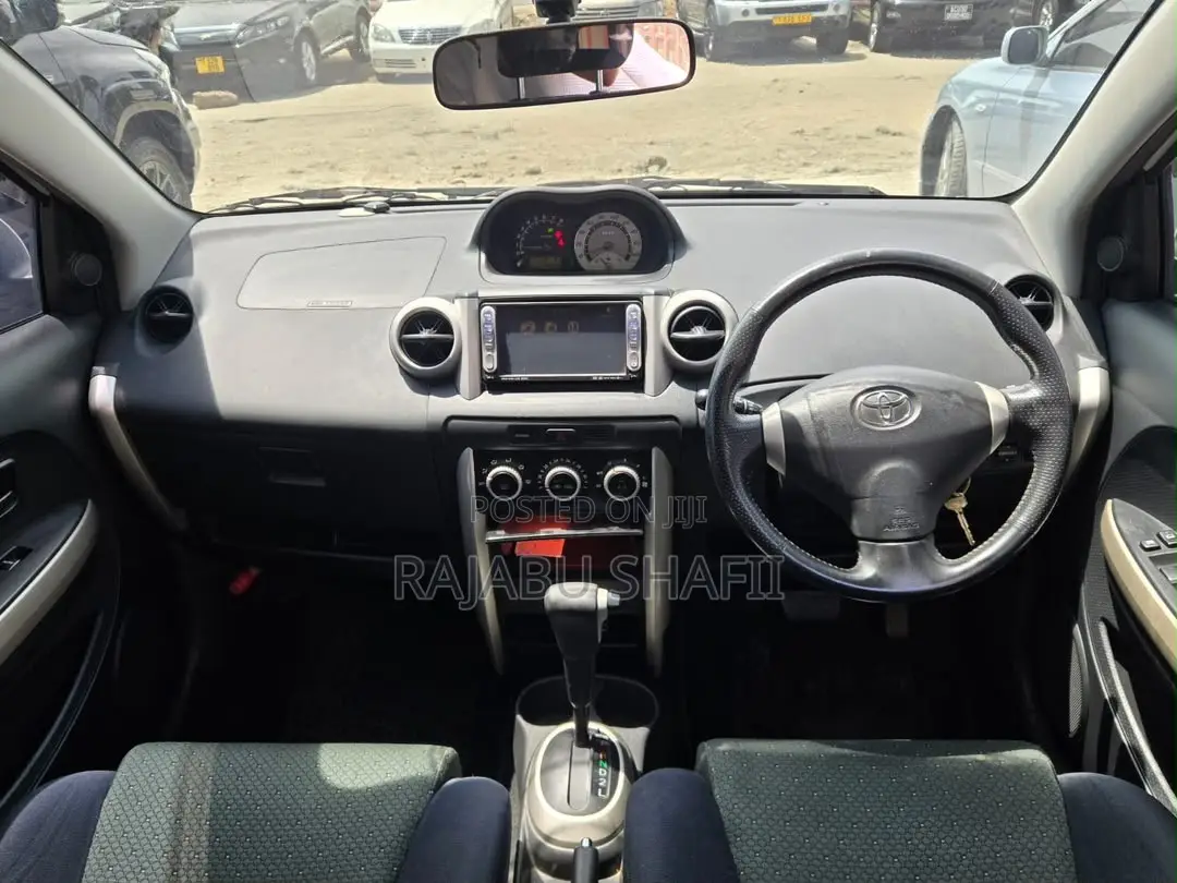 Toyota IST 2007 White