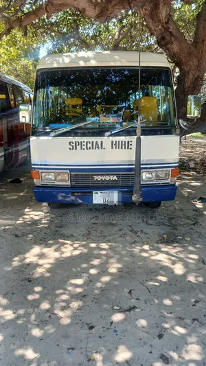 Toyota Coaster 1999