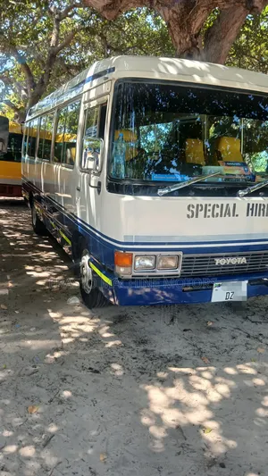 Toyota Coaster 1999