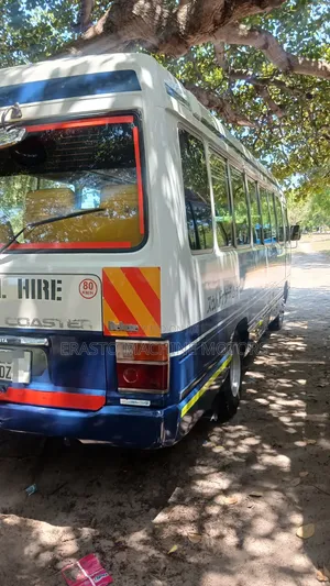 Toyota Coaster 1999