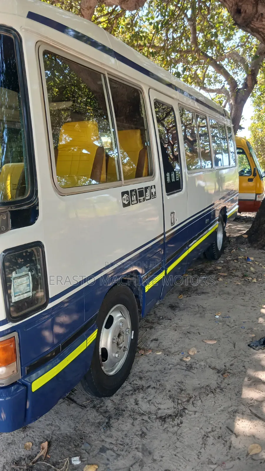 Toyota Coaster 1999