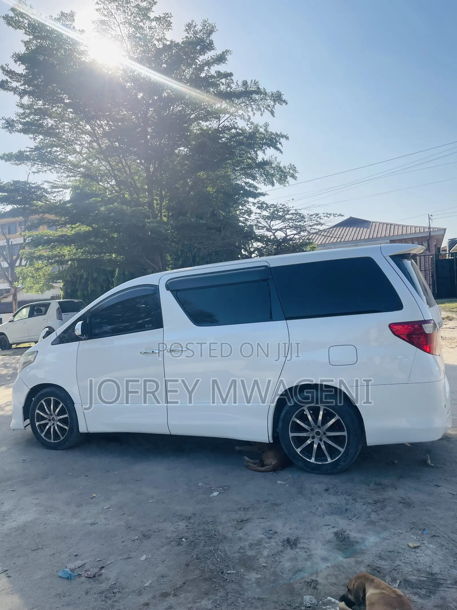 Toyota Alphard 2.4 Petrol AWD 2009 White