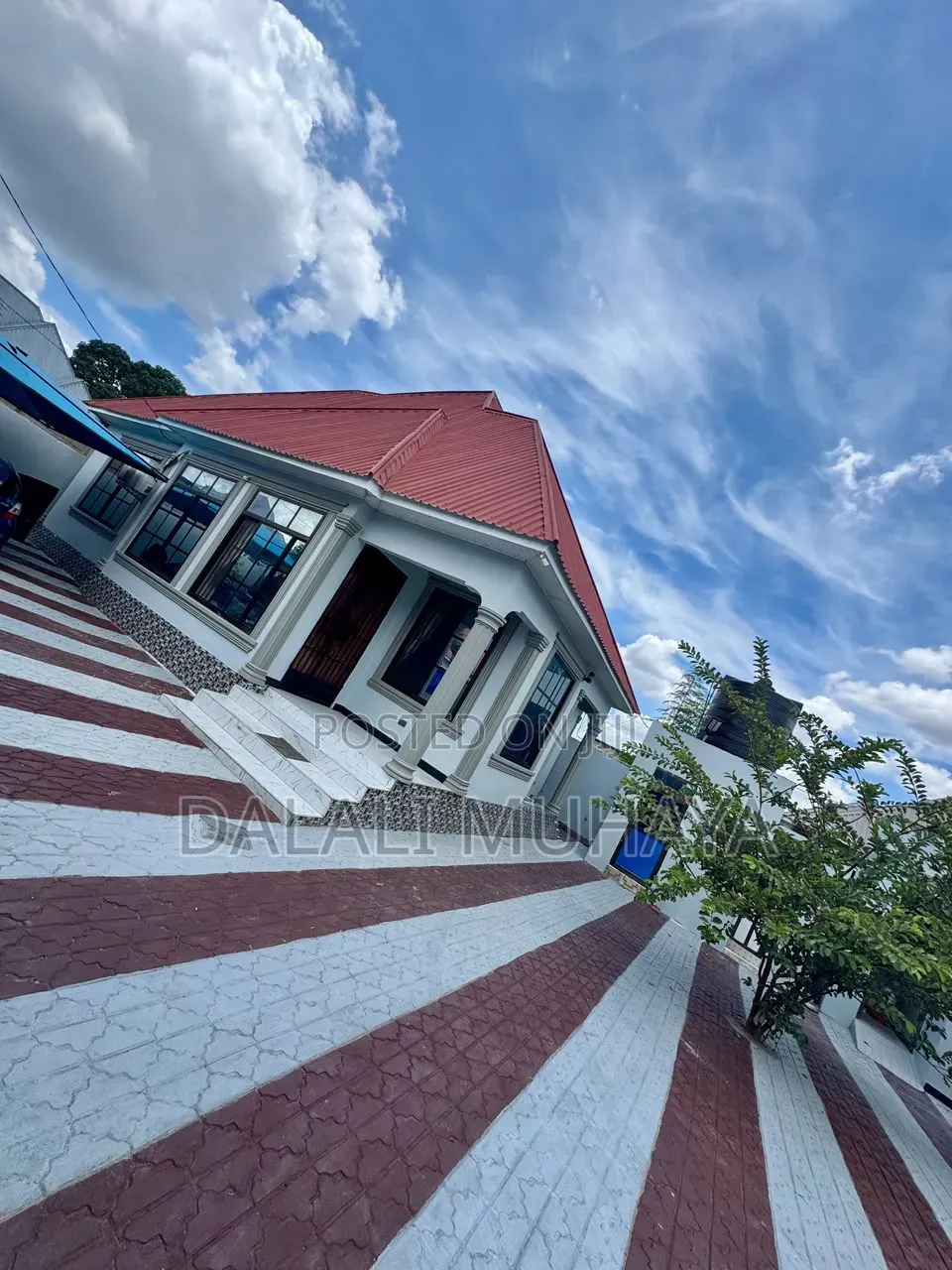 3bdrm House in Islamic Street, Mbagala for sale