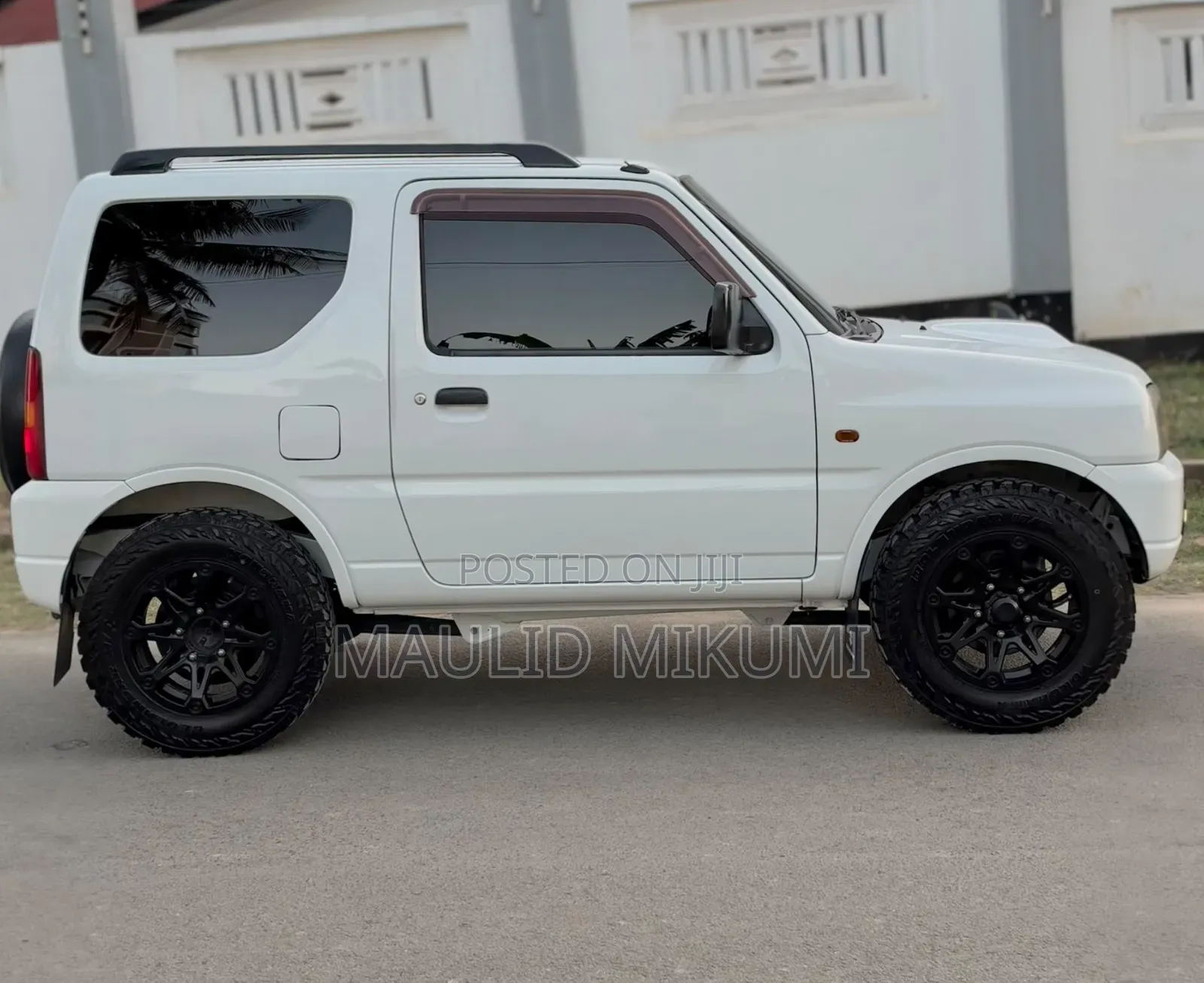Suzuki Jimny 2002 White