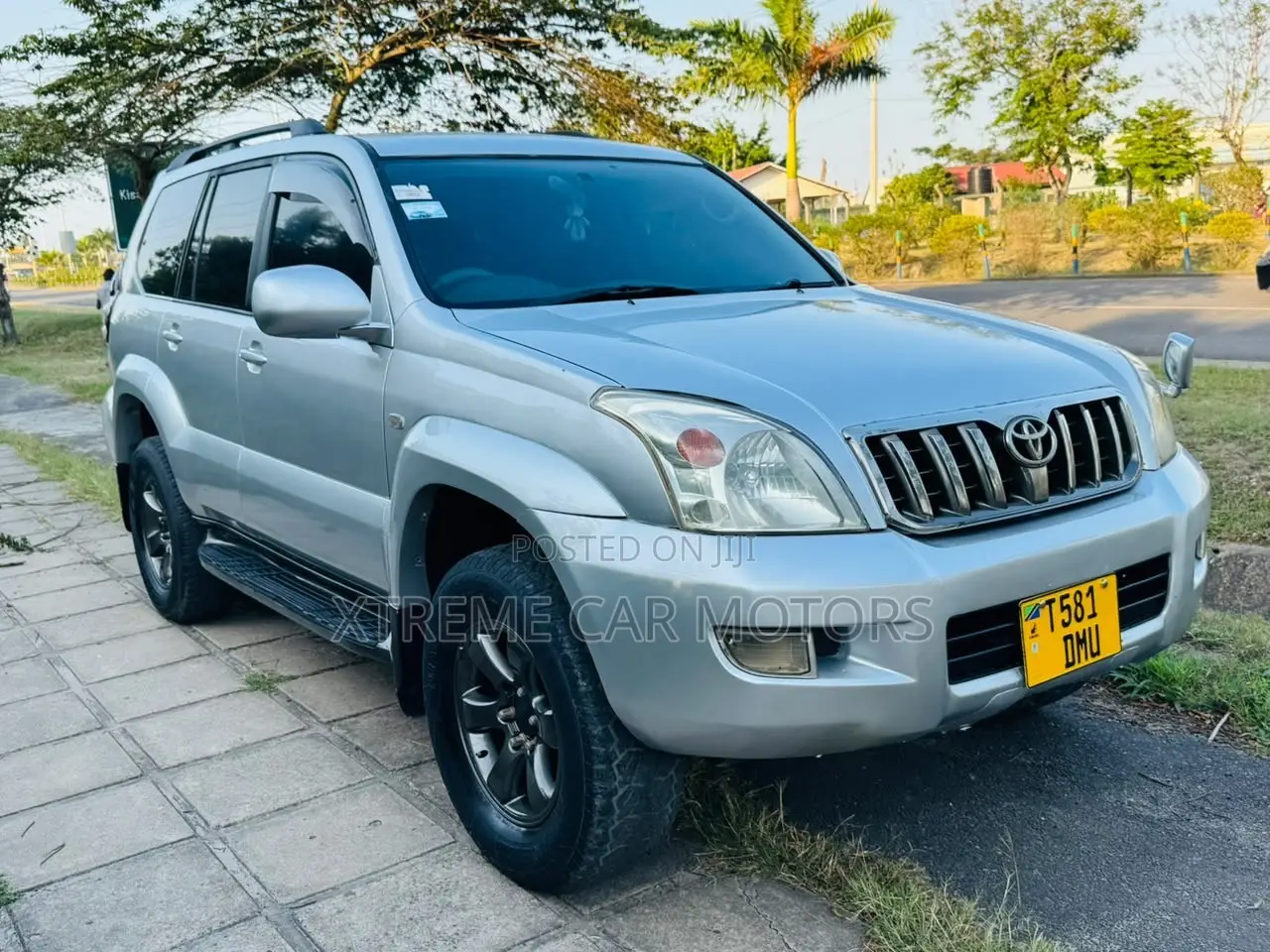 Toyota Land Cruiser Prado 2005 Silver