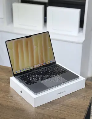 Laptop Apple MacBook Pro 2023 M2 Max 32GB Apple M2 SSD 1T
