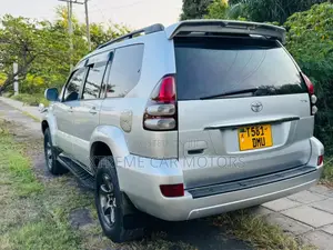 Toyota Land Cruiser Prado 2005 Silver