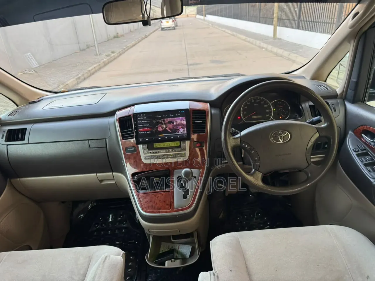 Toyota Alphard 2004 Black