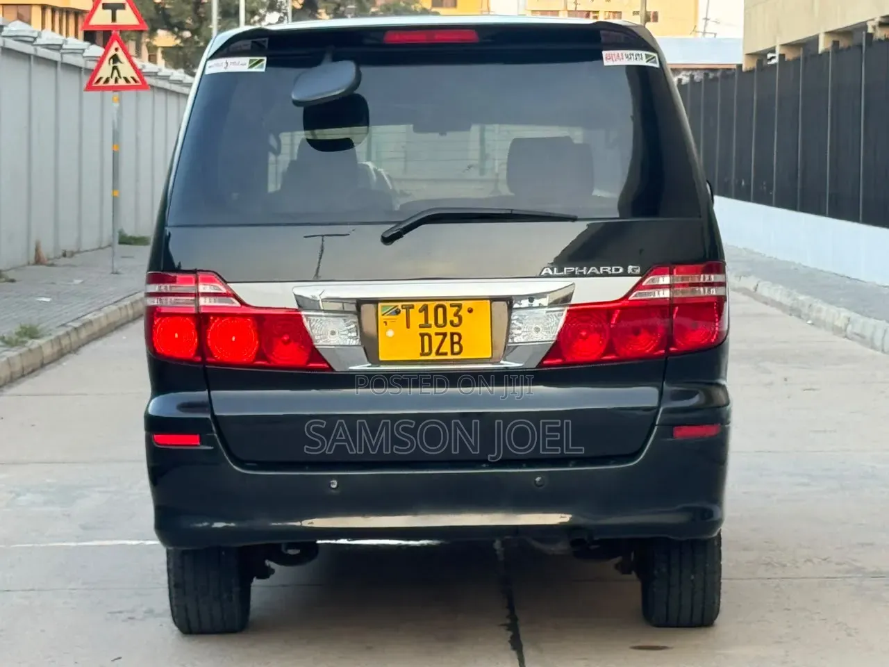 Toyota Alphard 2004 Black