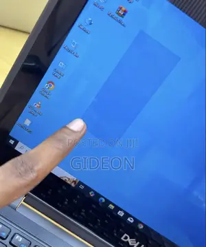 Laptop Dell Latitude 3190 2-in-1 8GB Intel SSD 128GB