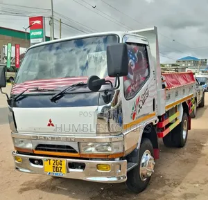 Mitsubishi Canter Tipper