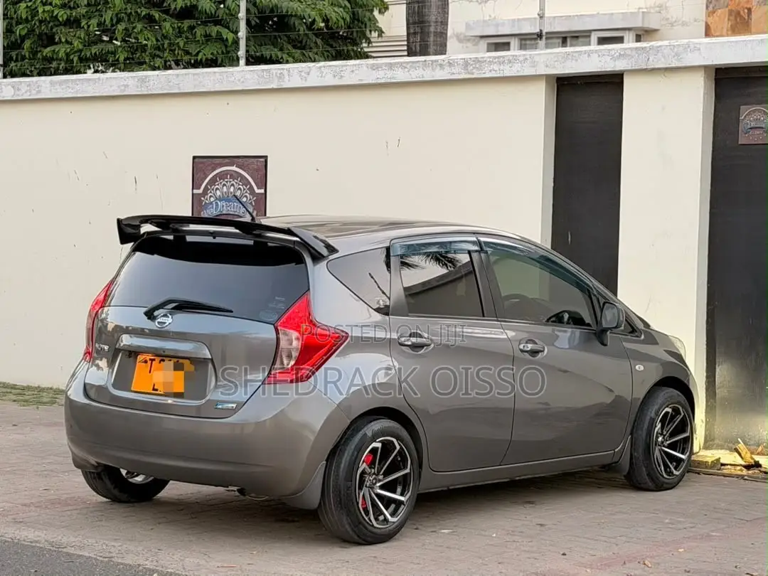 Nissan Note 2013 Gray
