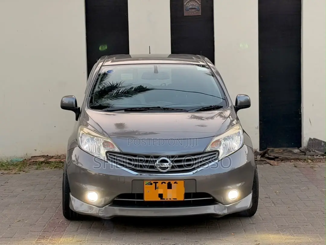 Nissan Note 2013 Gray