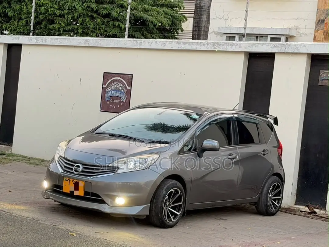 Nissan Note 2013 Gray