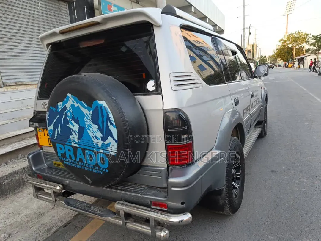 Toyota Land Cruiser Prado 2002 Silver