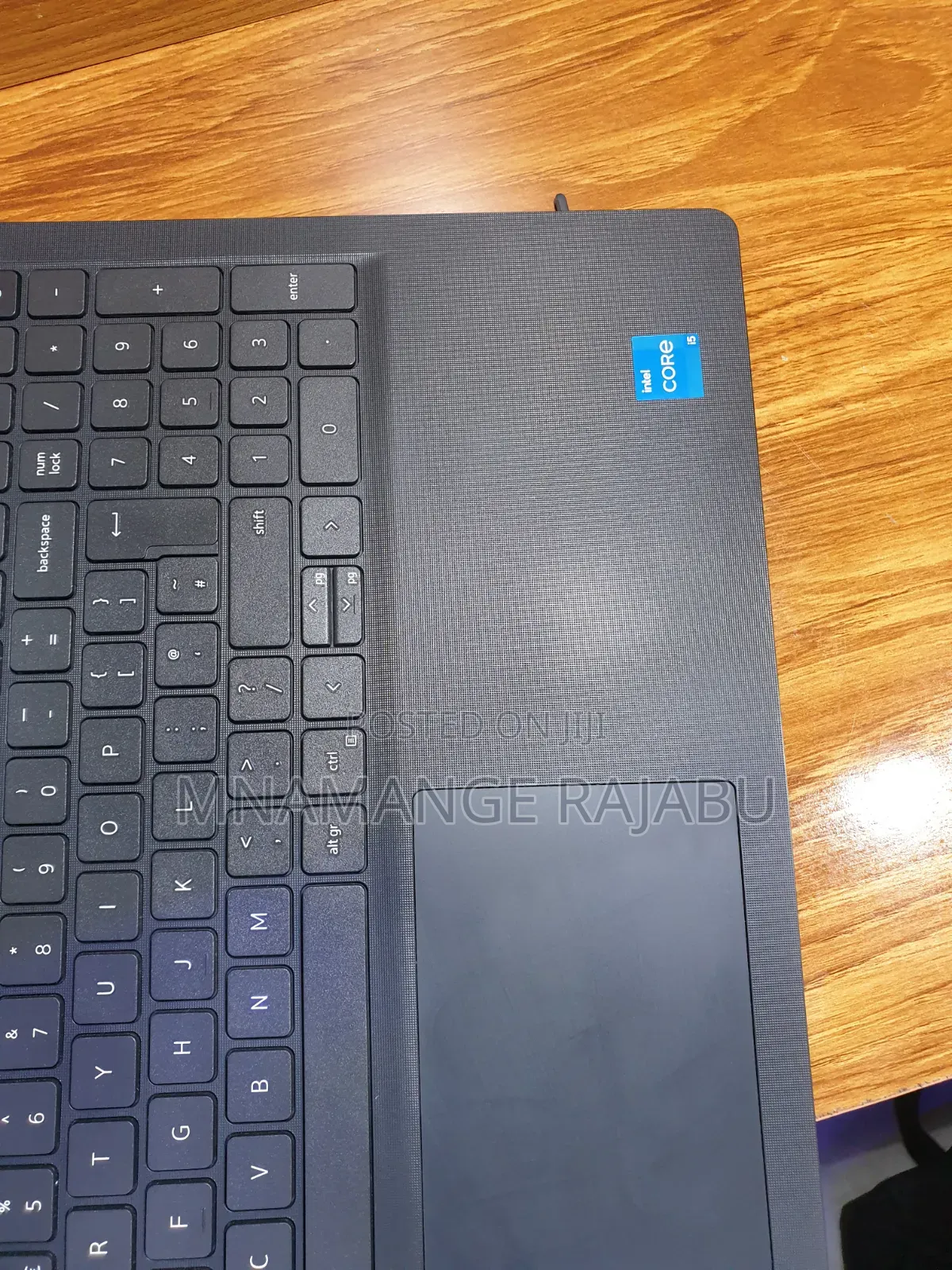 Laptop Dell Vostro 3520 8GB Intel Core i5 HDD 500GB