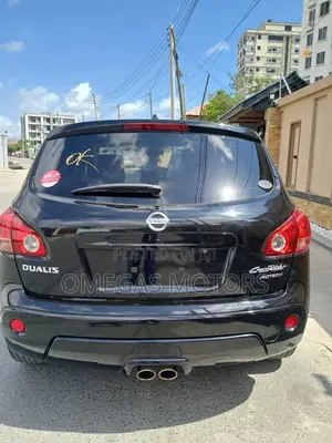 Nissan Dualis 2012 Black