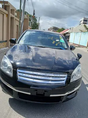 Nissan Dualis 2012 Black