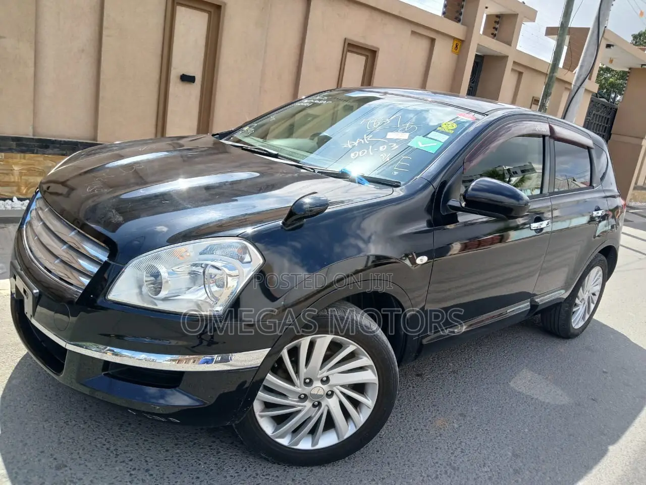 Nissan Dualis 2012 Black