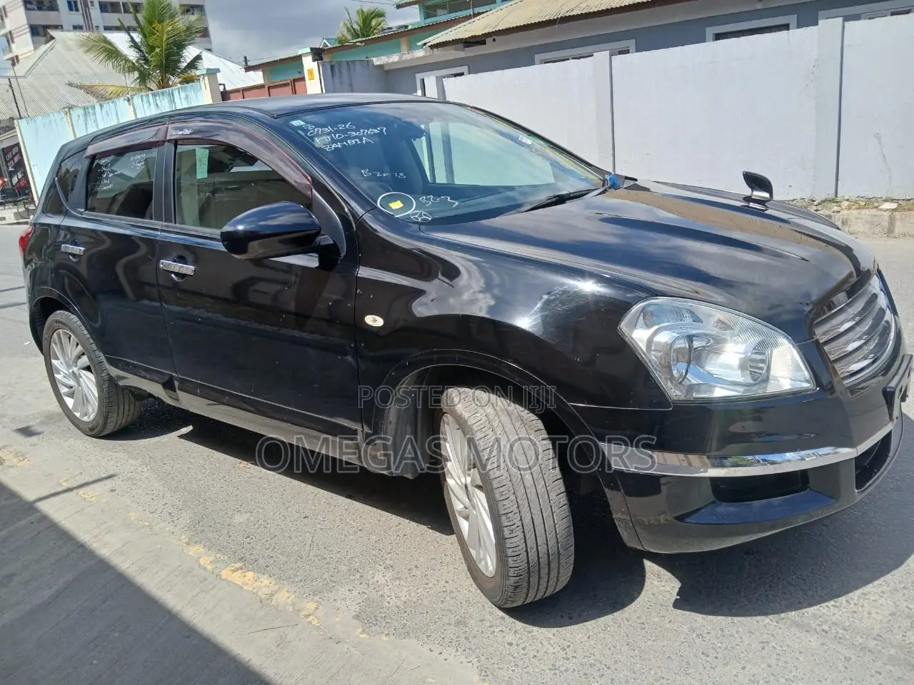 Nissan Dualis 2012 Black
