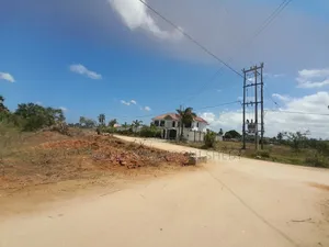 Kiwanja Kinauzwa Kigamboni Geza Ulole
