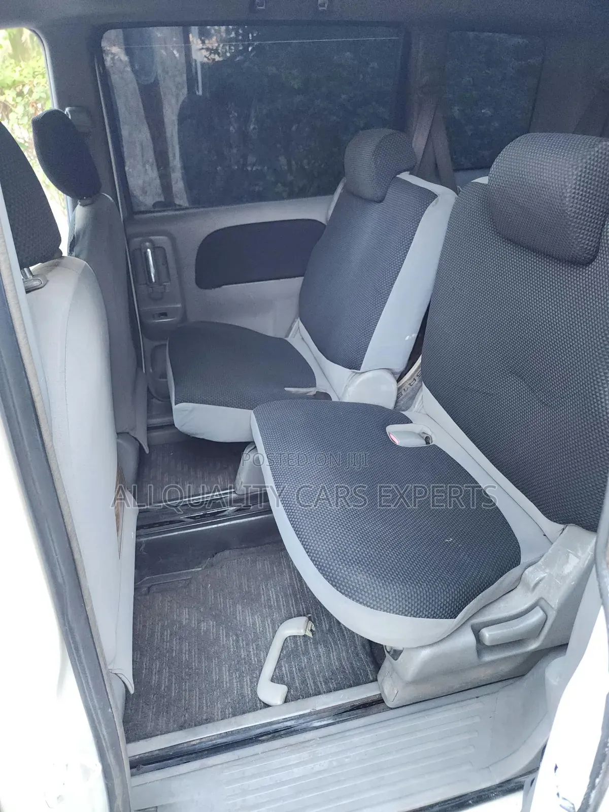 Toyota Sienta 2005 White