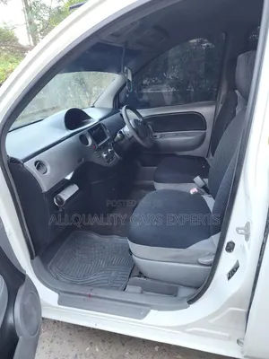 Toyota Sienta 2005 White