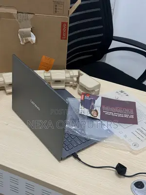New Laptop Lenovo 8GB Intel Core Ultra 5 SSD 512GB