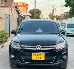 Volkswagen Tiguan 2014 Black