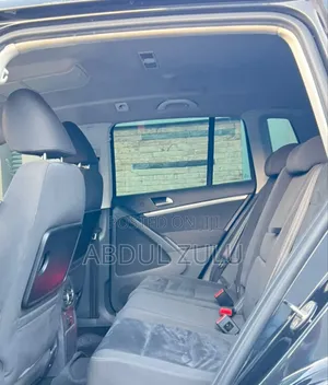 Volkswagen Tiguan 2014 Black