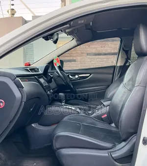 Nissan Qashqai 2015 White