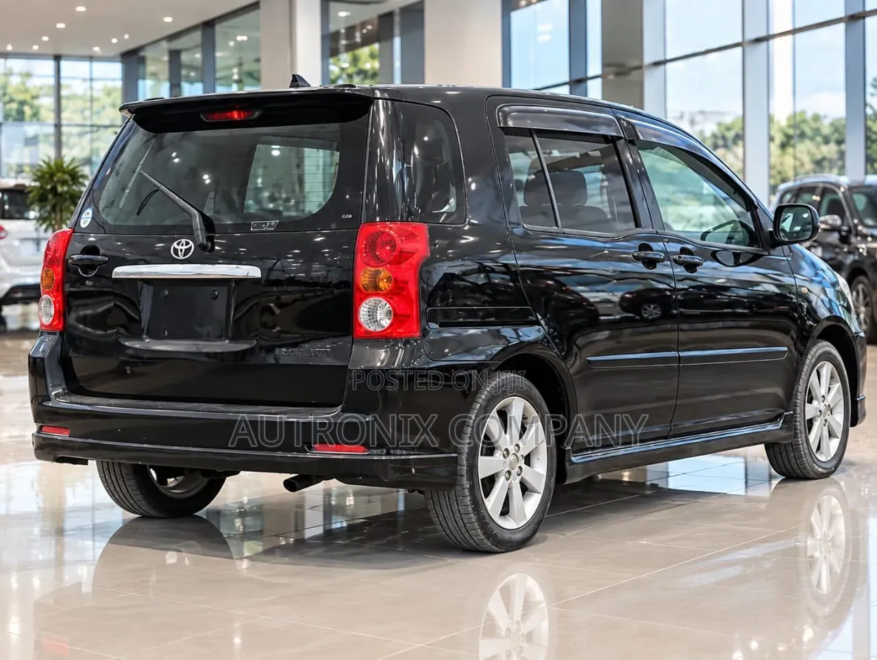 Toyota Raum 2004 Black