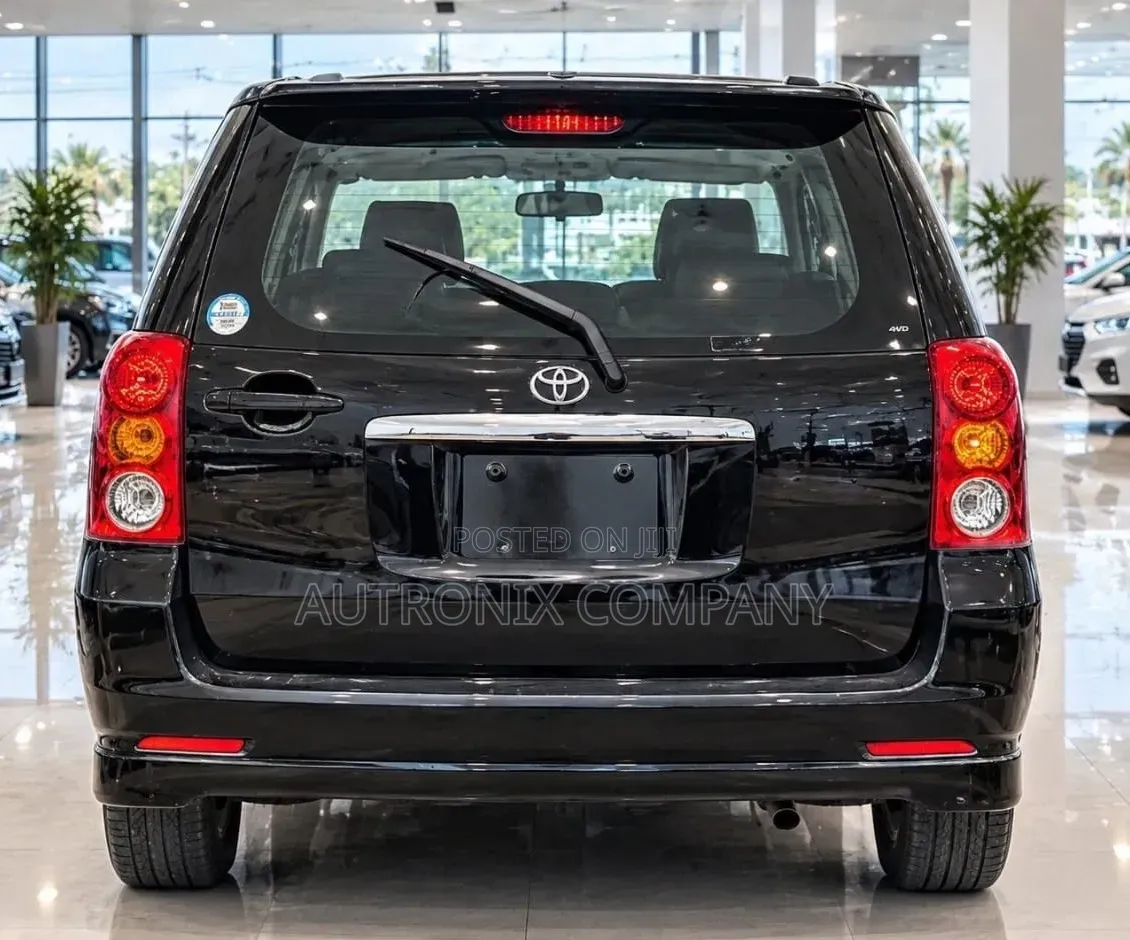 Toyota Raum 2004 Black
