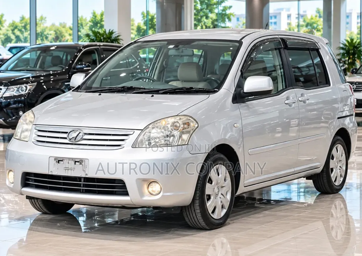 Toyota Raum 1.5 AWD 2007 Silver