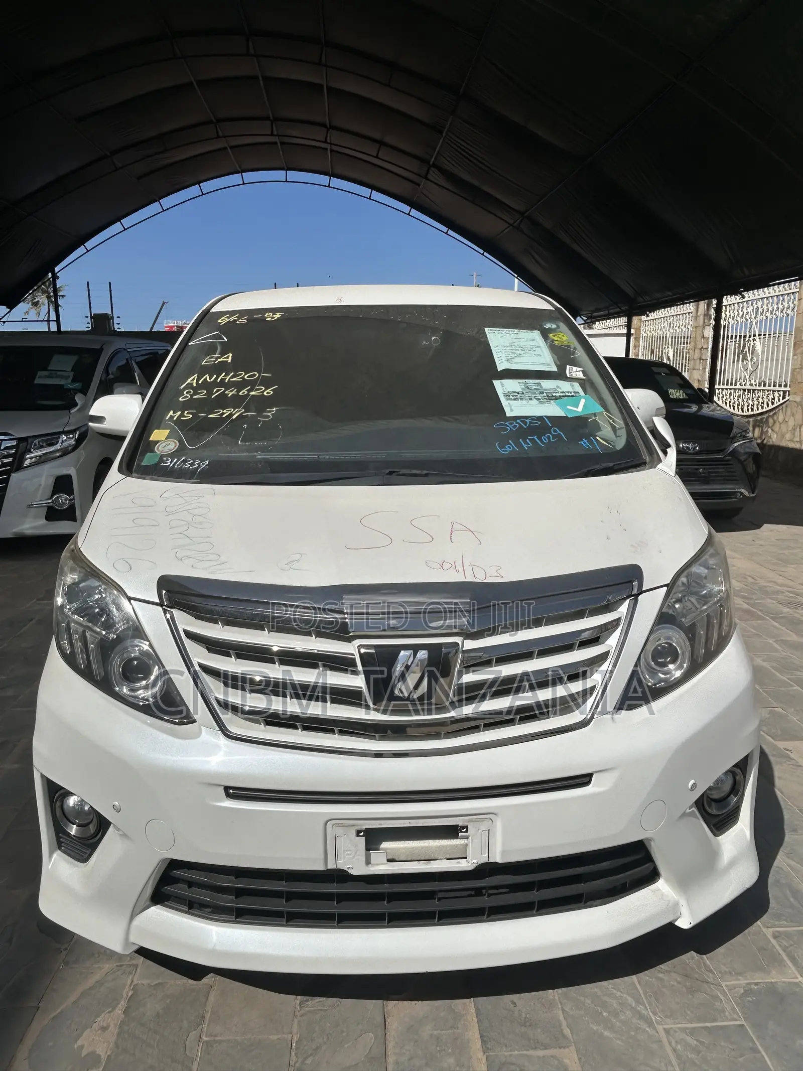 Toyota Alphard 2013 White
