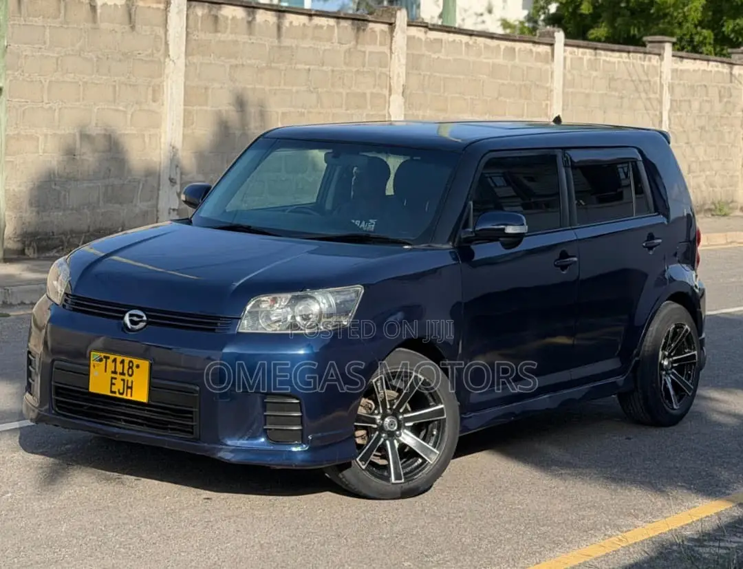Toyota Corolla Rumion Hatchback 1.5 FWD 2009 Blue