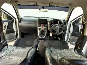 Toyota Rush 1.5 RWD 2006 White