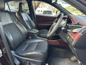 Toyota Harrier 2.0 2016 Maroon