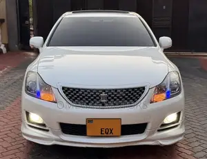 Toyota Crown 2008 Pearl