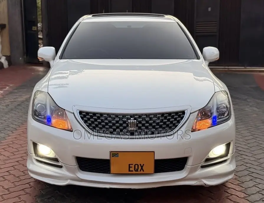 Toyota Crown 2008 Pearl