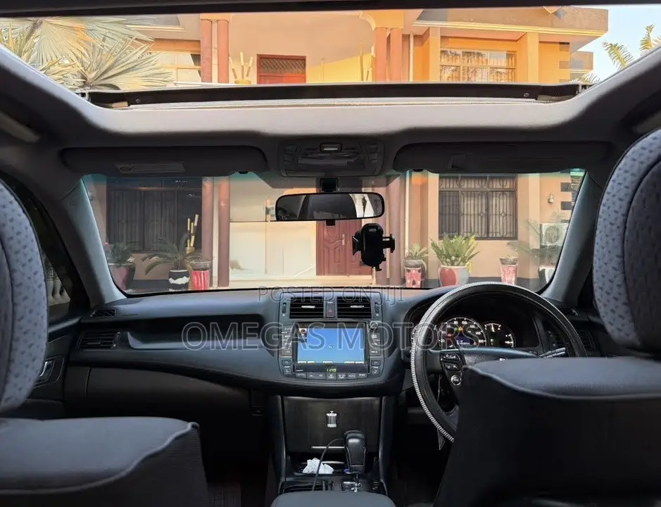 Toyota Crown 2008 Pearl