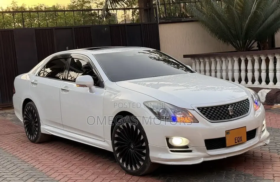 Toyota Crown 2008 Pearl
