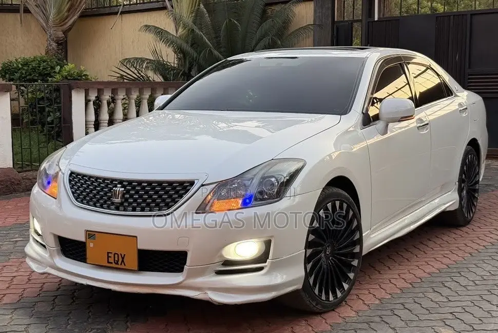 Toyota Crown 2008 Pearl