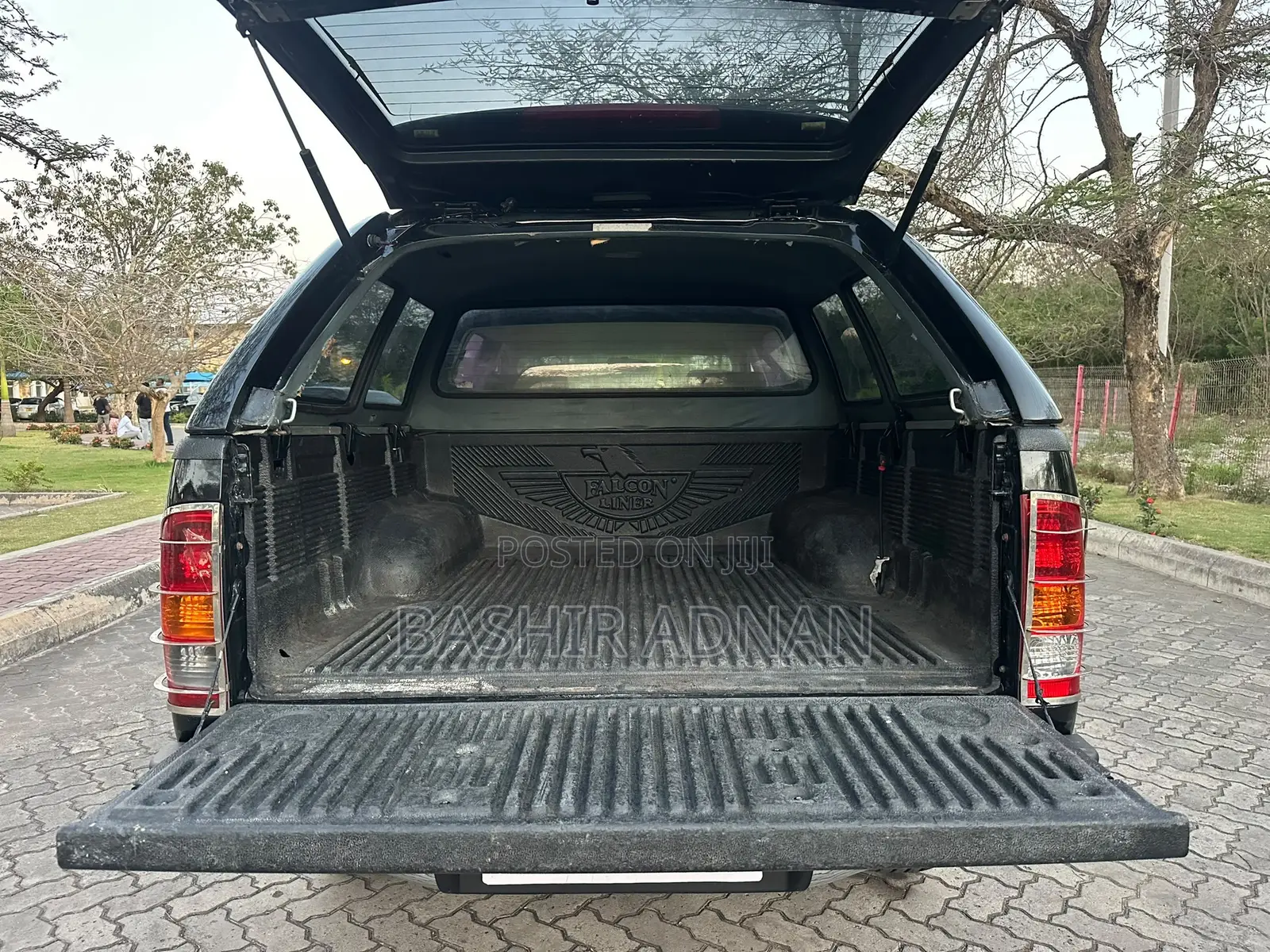 Toyota Hilux 3.0 D-4D Double Cab 4x4 Raider 2006 Black