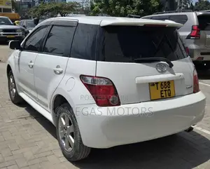 Toyota IST 2005 Pearl
