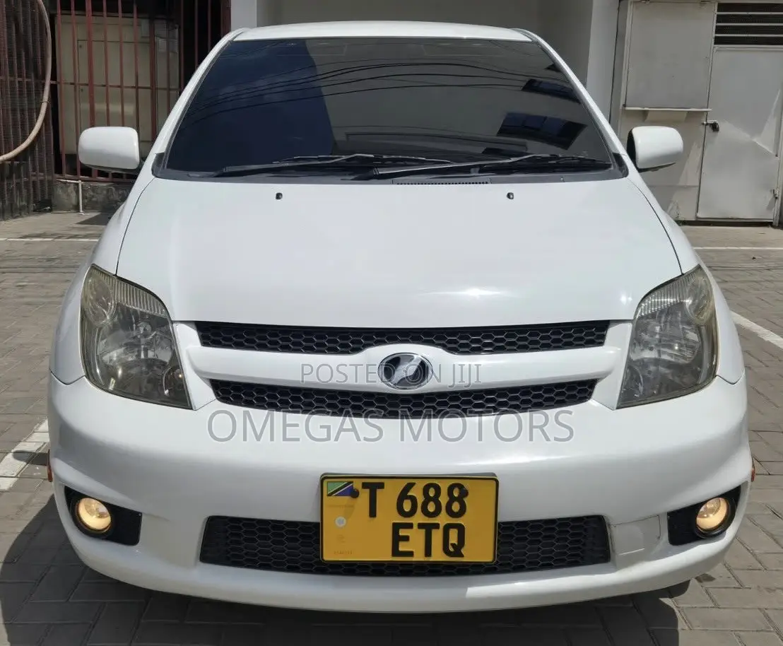 Toyota IST 2005 Pearl