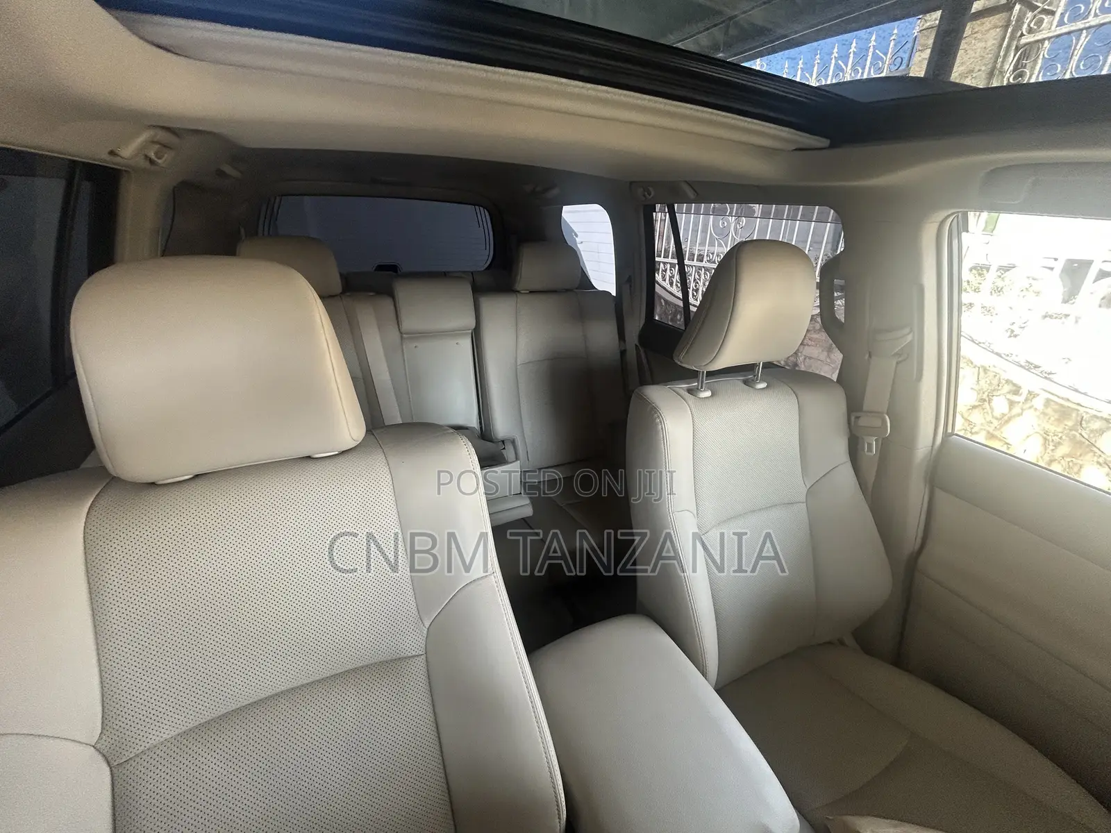 Toyota Land Cruiser Prado 2023 White