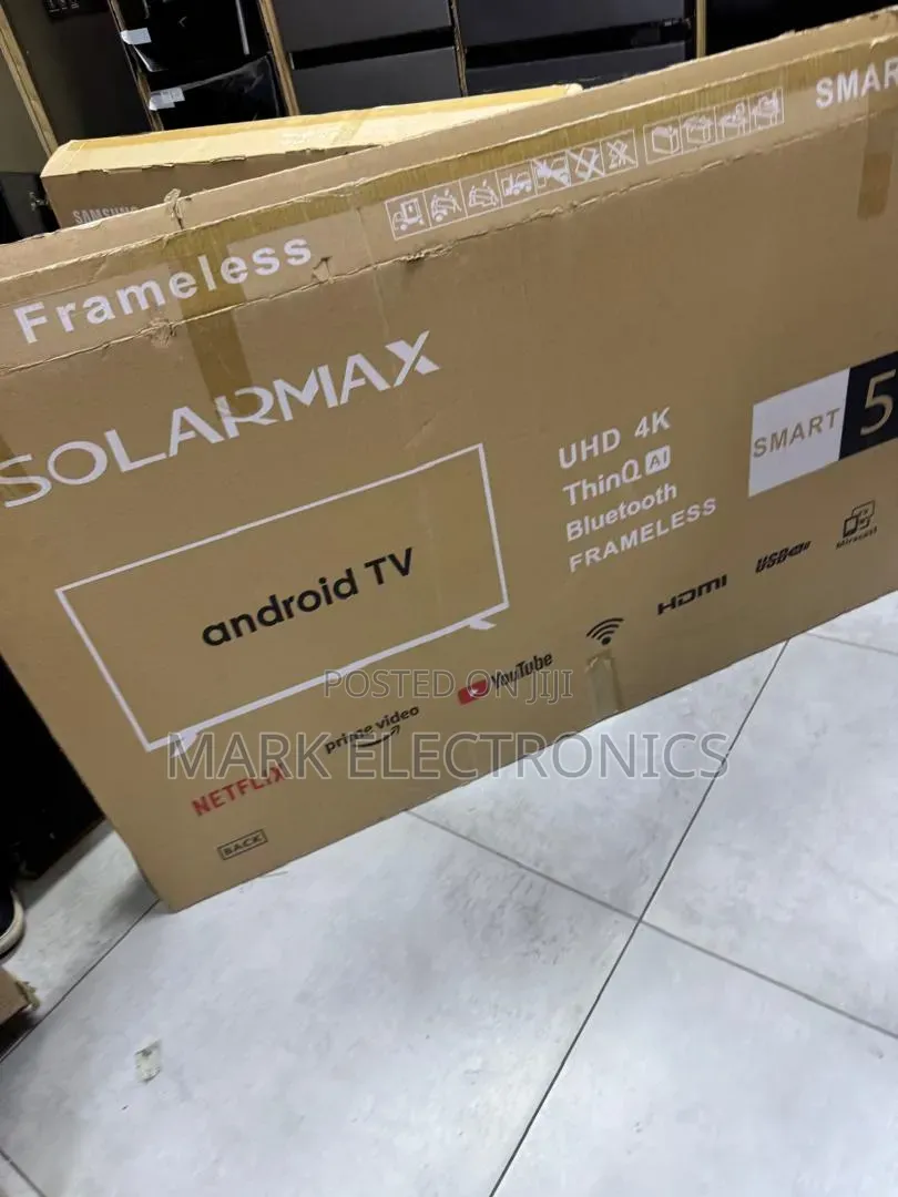 Solarmax 55" Smart TV