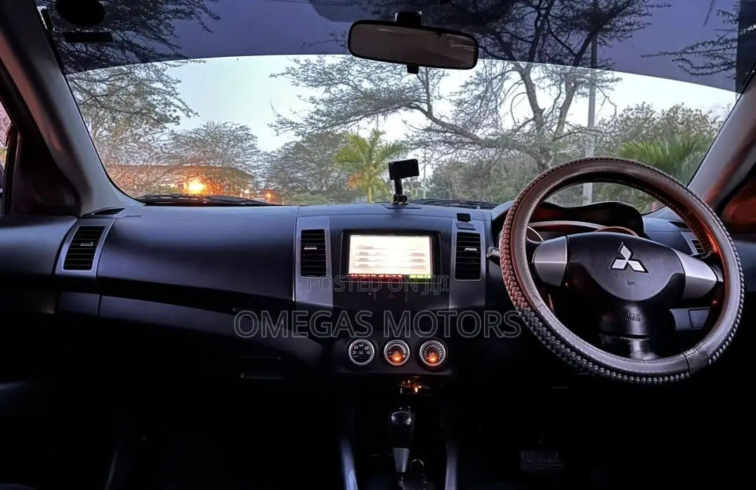 Mitsubishi Outlander GT 2011 Silver