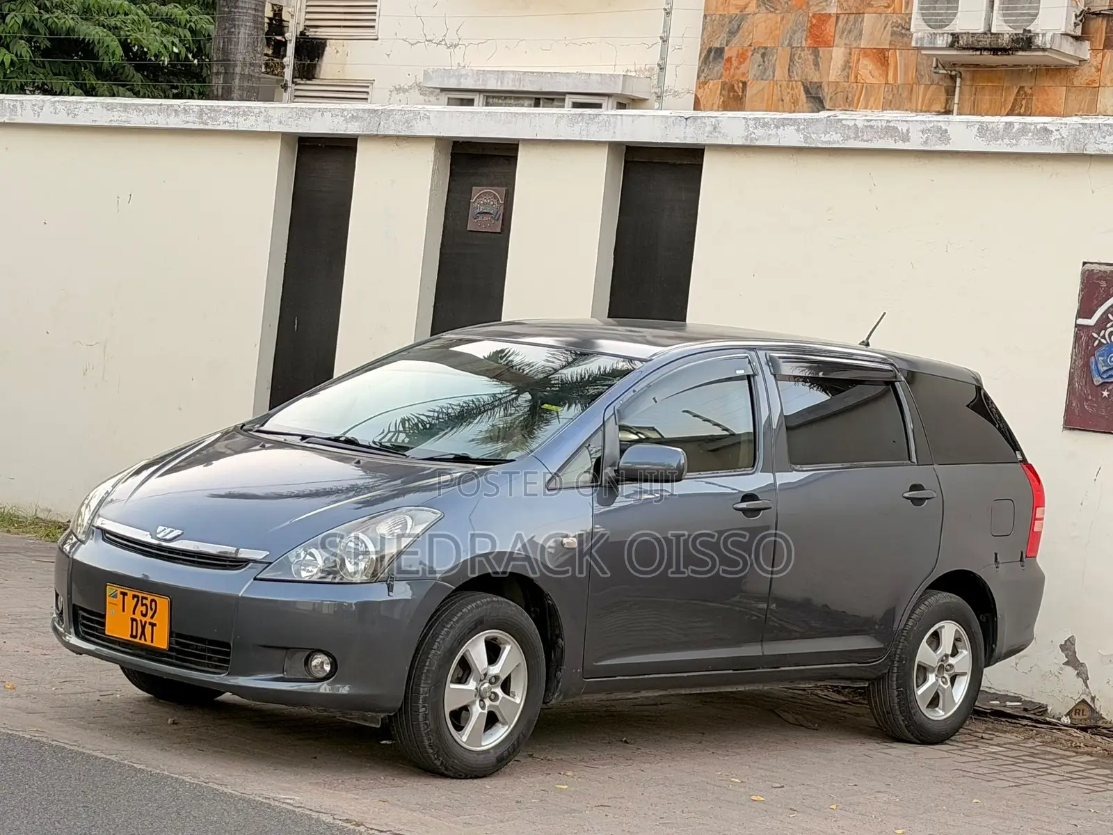 Toyota Wish 2005 Gray